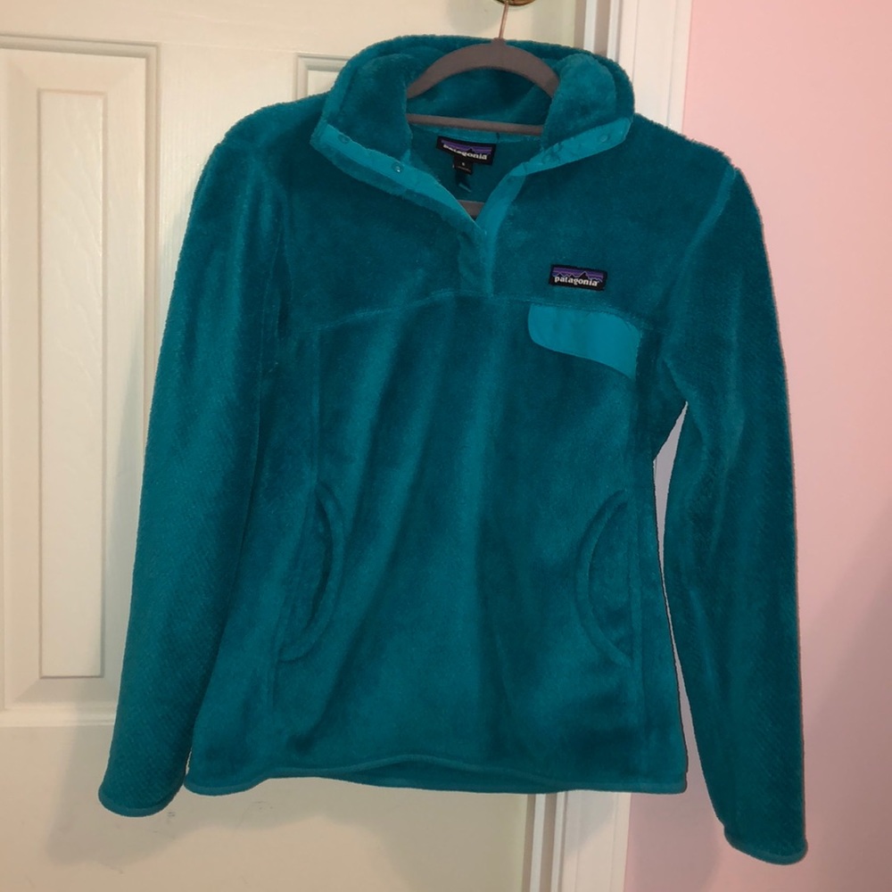 WOMENS BLUE PATAGONIA PULLOVER 💙💙